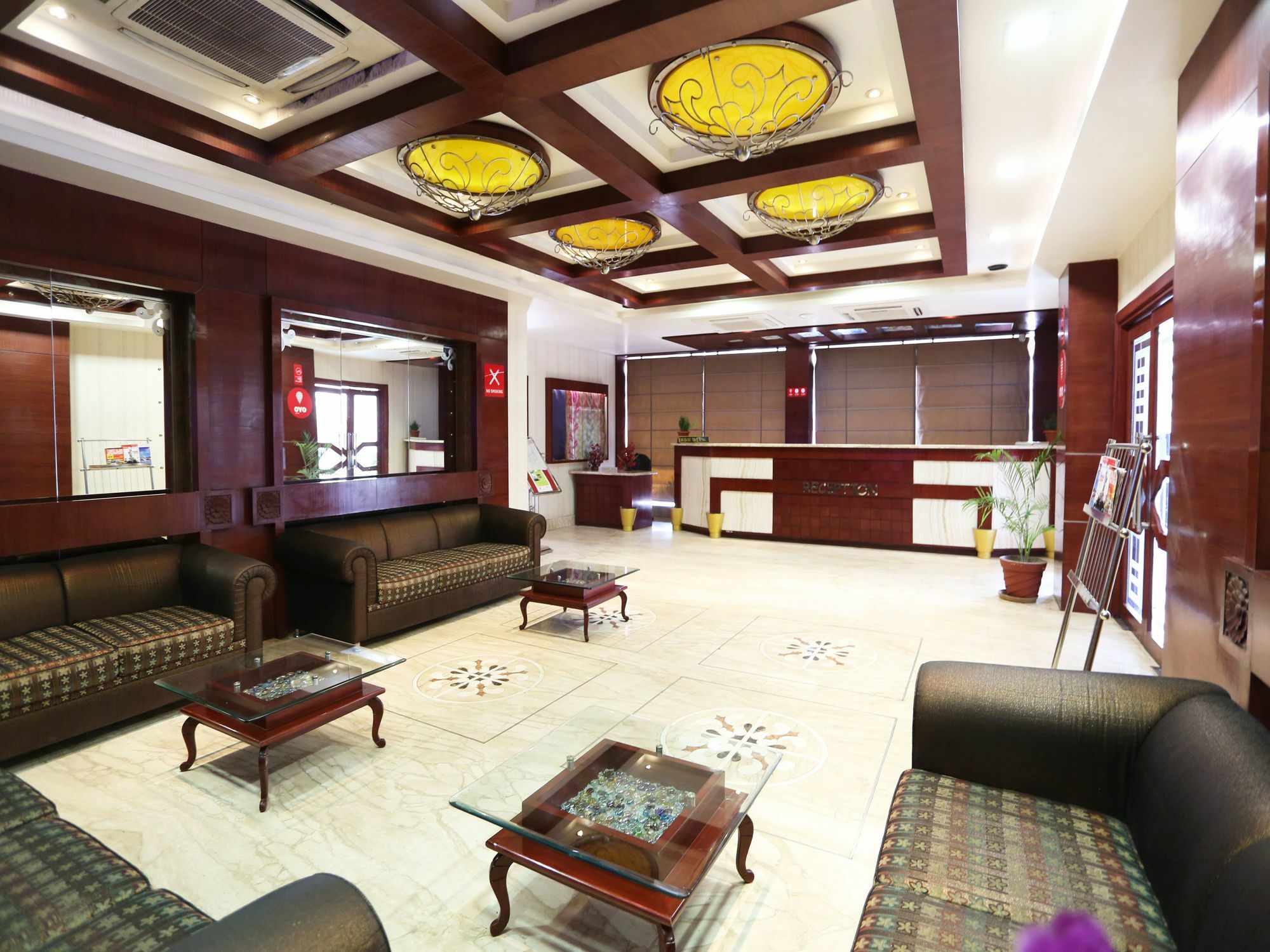Oyo 2054 New Hotel Broadway 瓦拉纳西 外观 照片